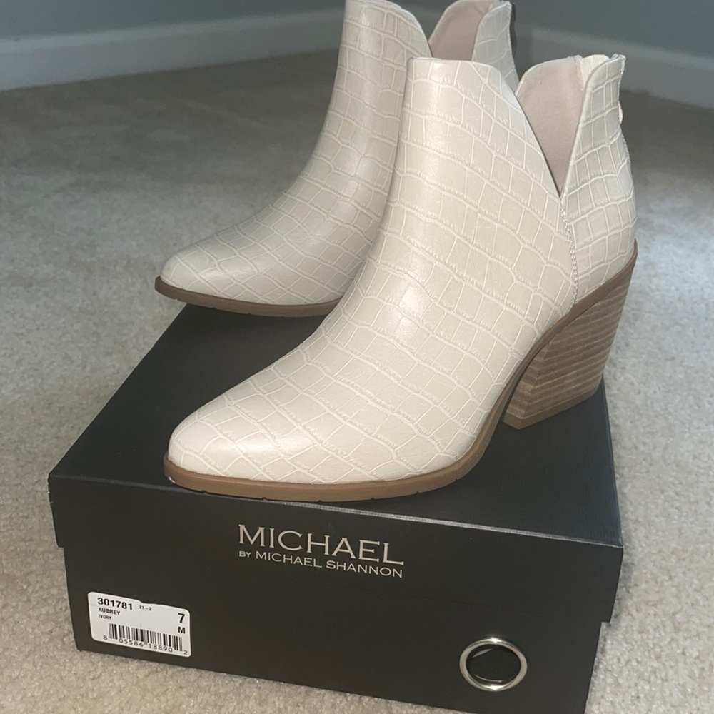 Tan/White Booties(New)